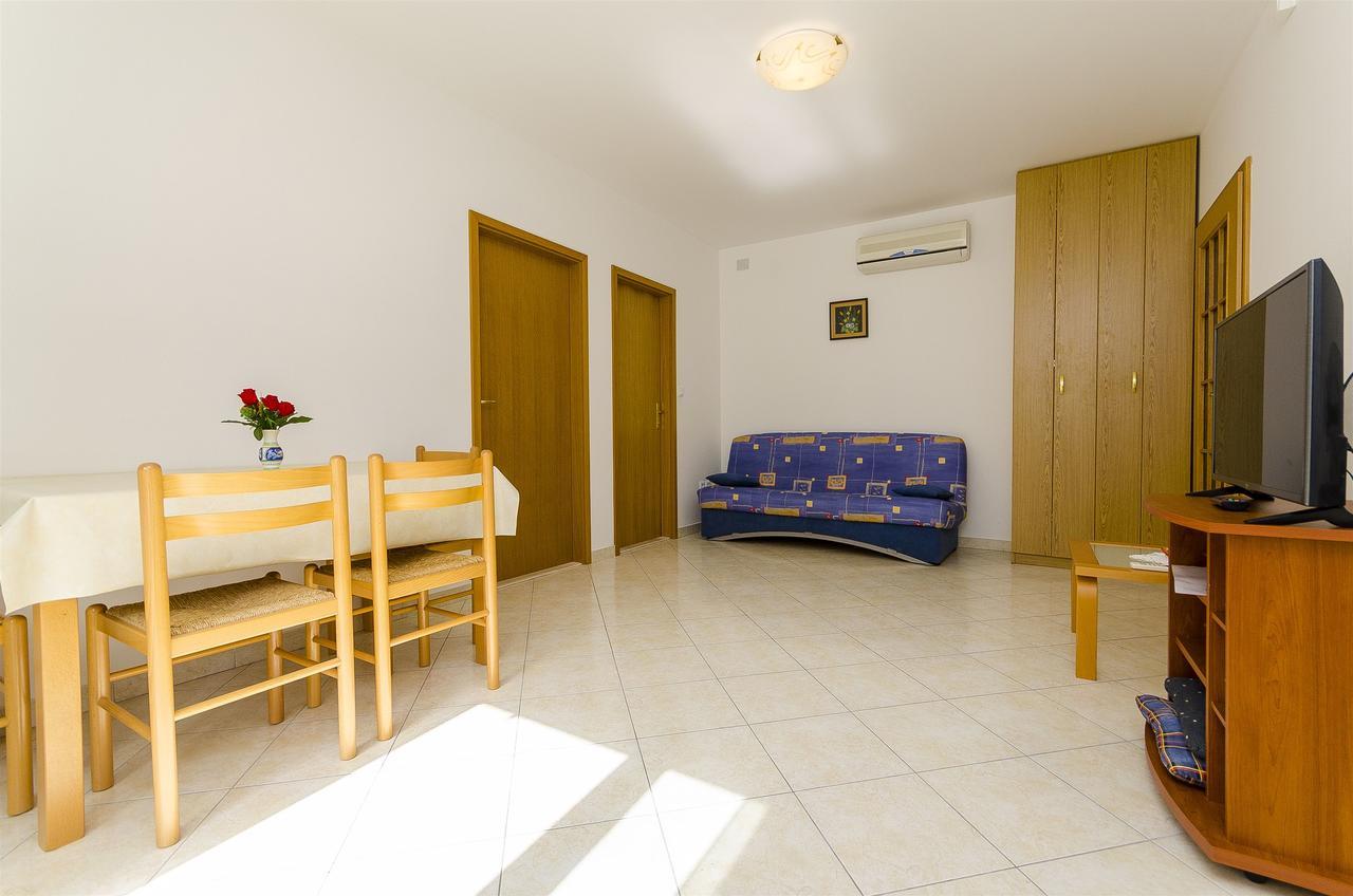 Apartments Krusica Trogir Exterior foto