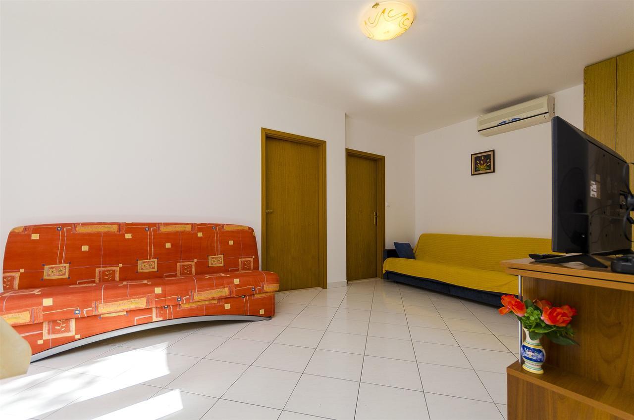 Apartments Krusica Trogir Exterior foto